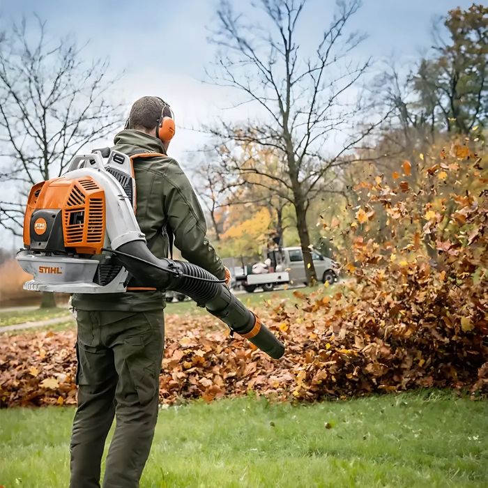 Stihl BR 800 C-E Rückentragbarer Benzin-Laubbläser